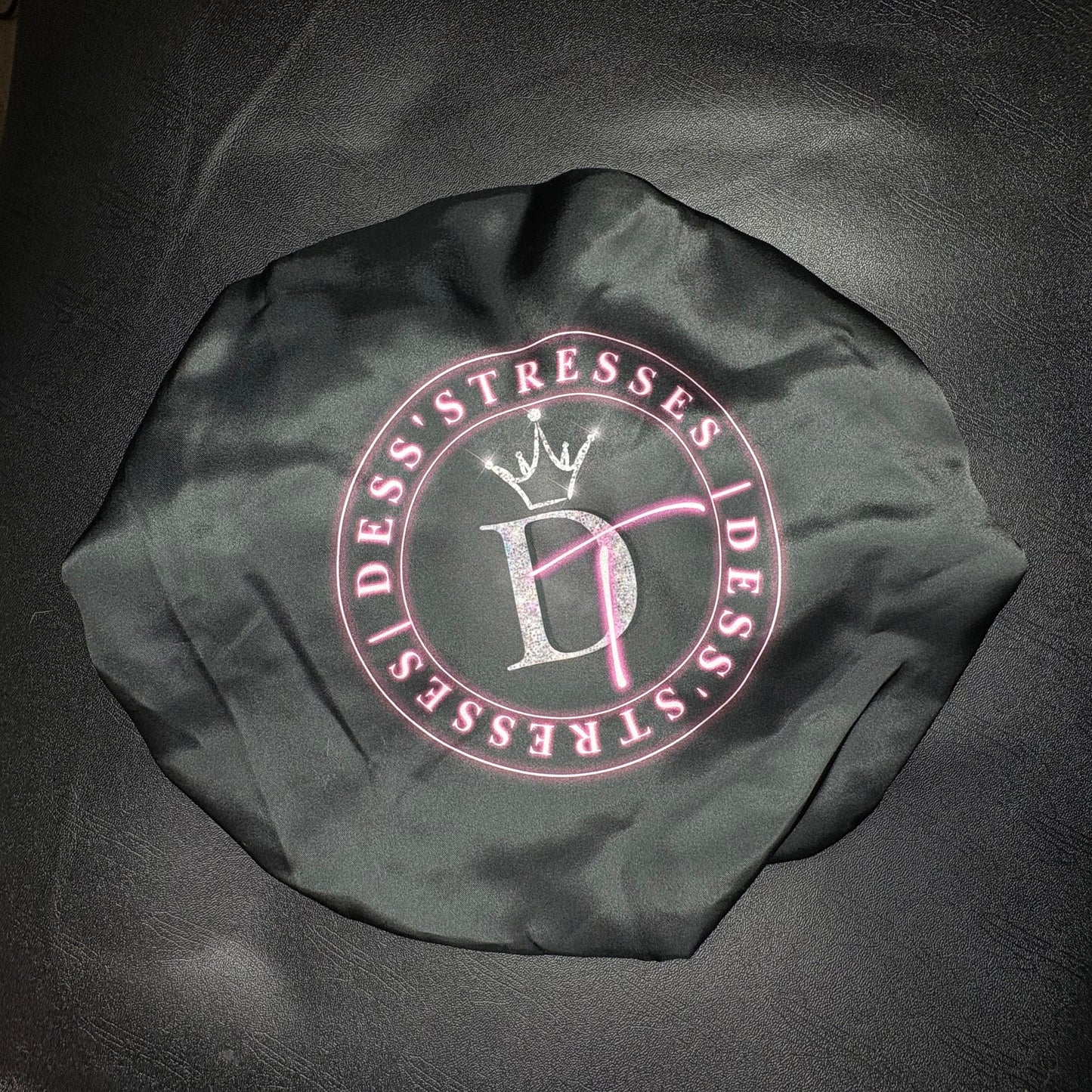 REVERSIBLE LOGO SILK LINED BONNETS